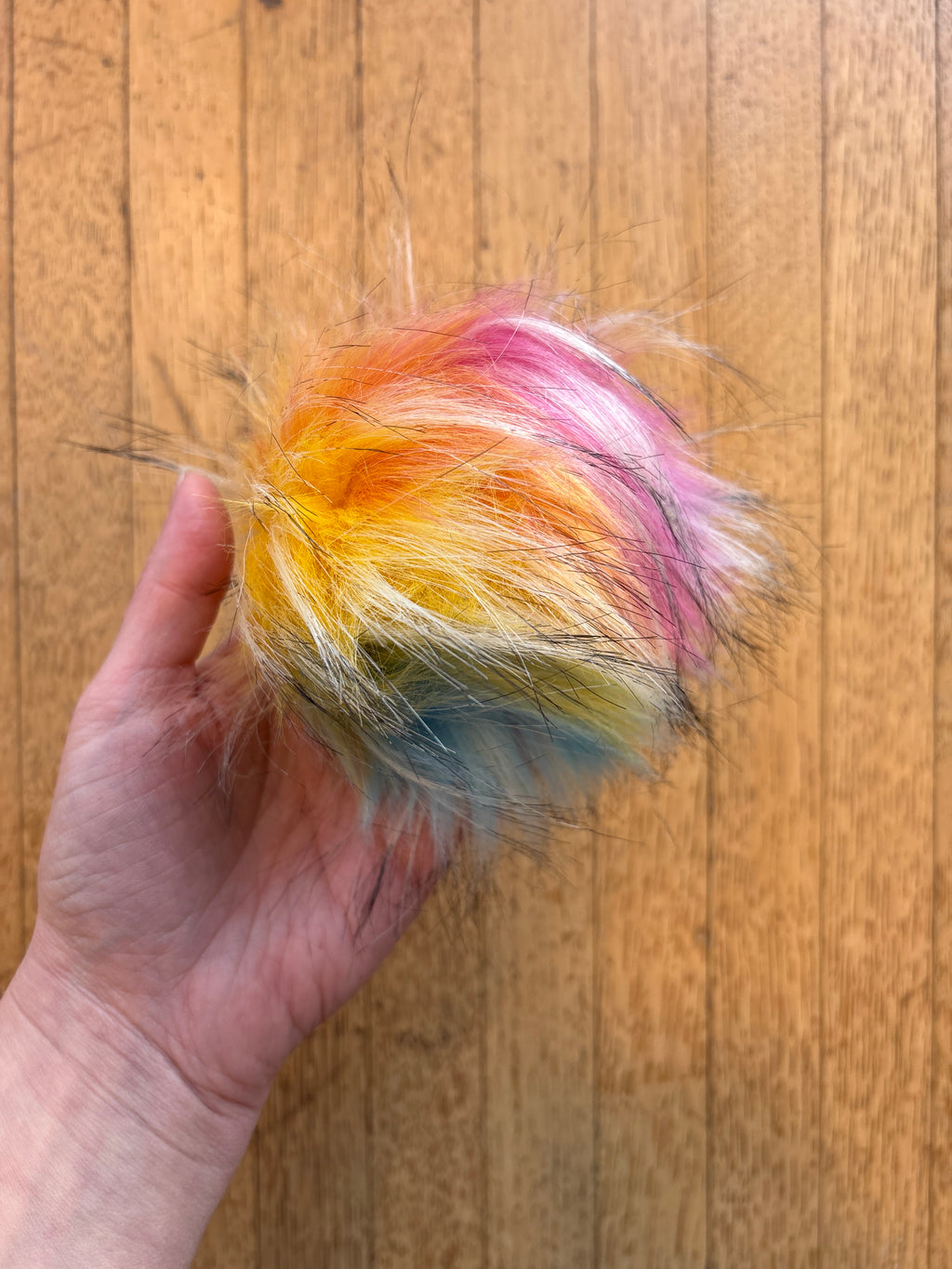 Snap-On Pompom