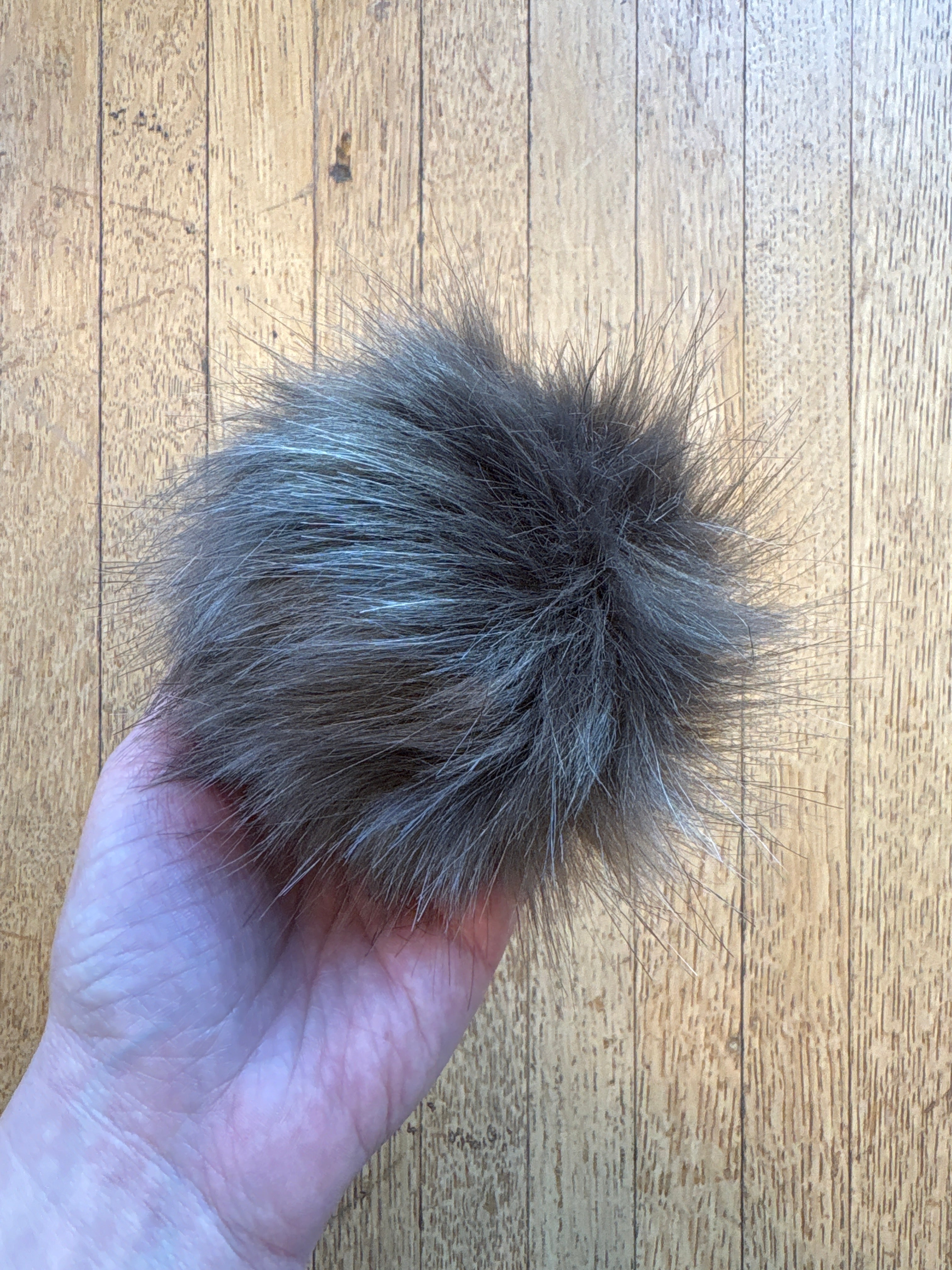 Snap-On Pompom