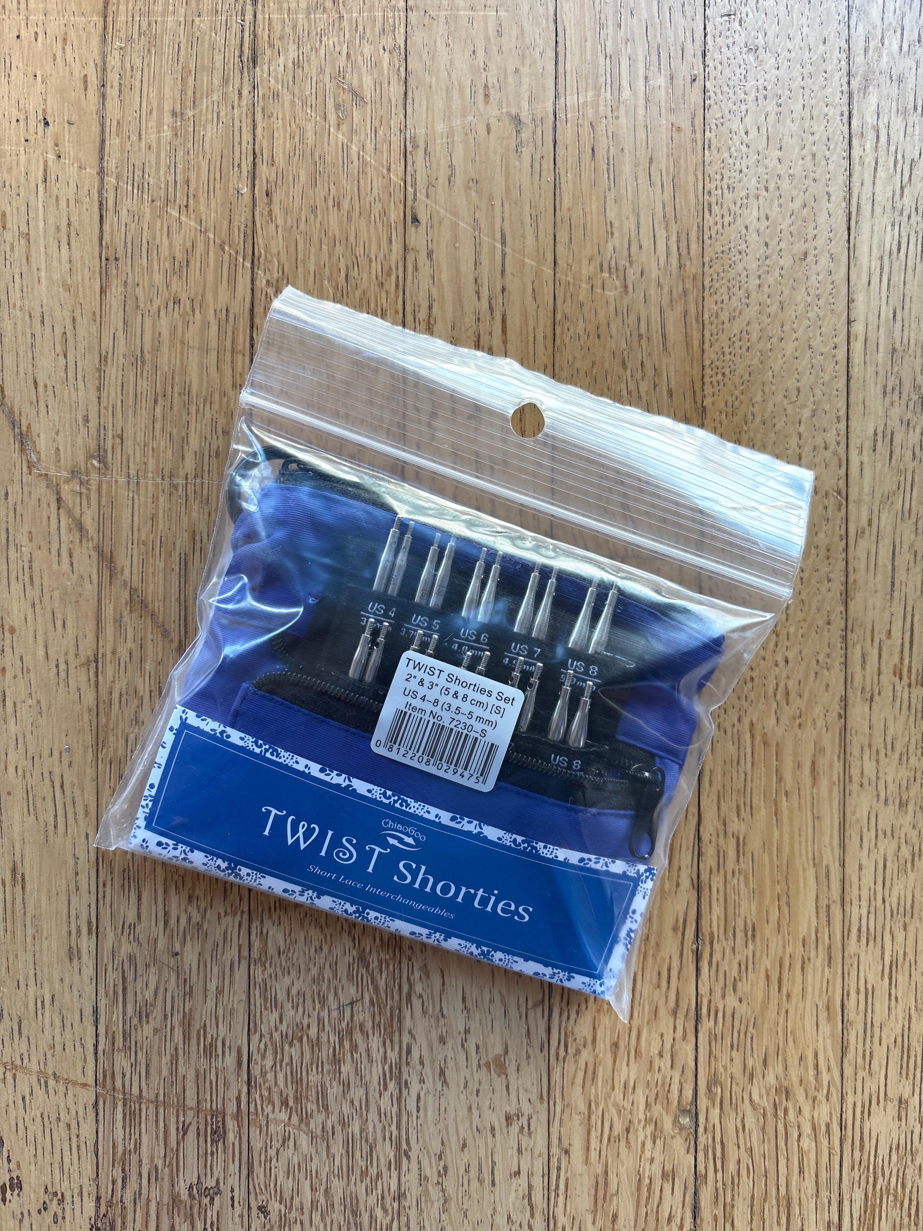 Twist Blue Shorties 2" & 3" (5 & 8cm) [S] (3.5-5.0mm) - Interchangeable Needles Set