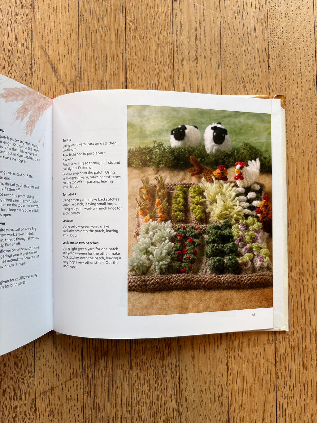 Knit a Mini Farmyard