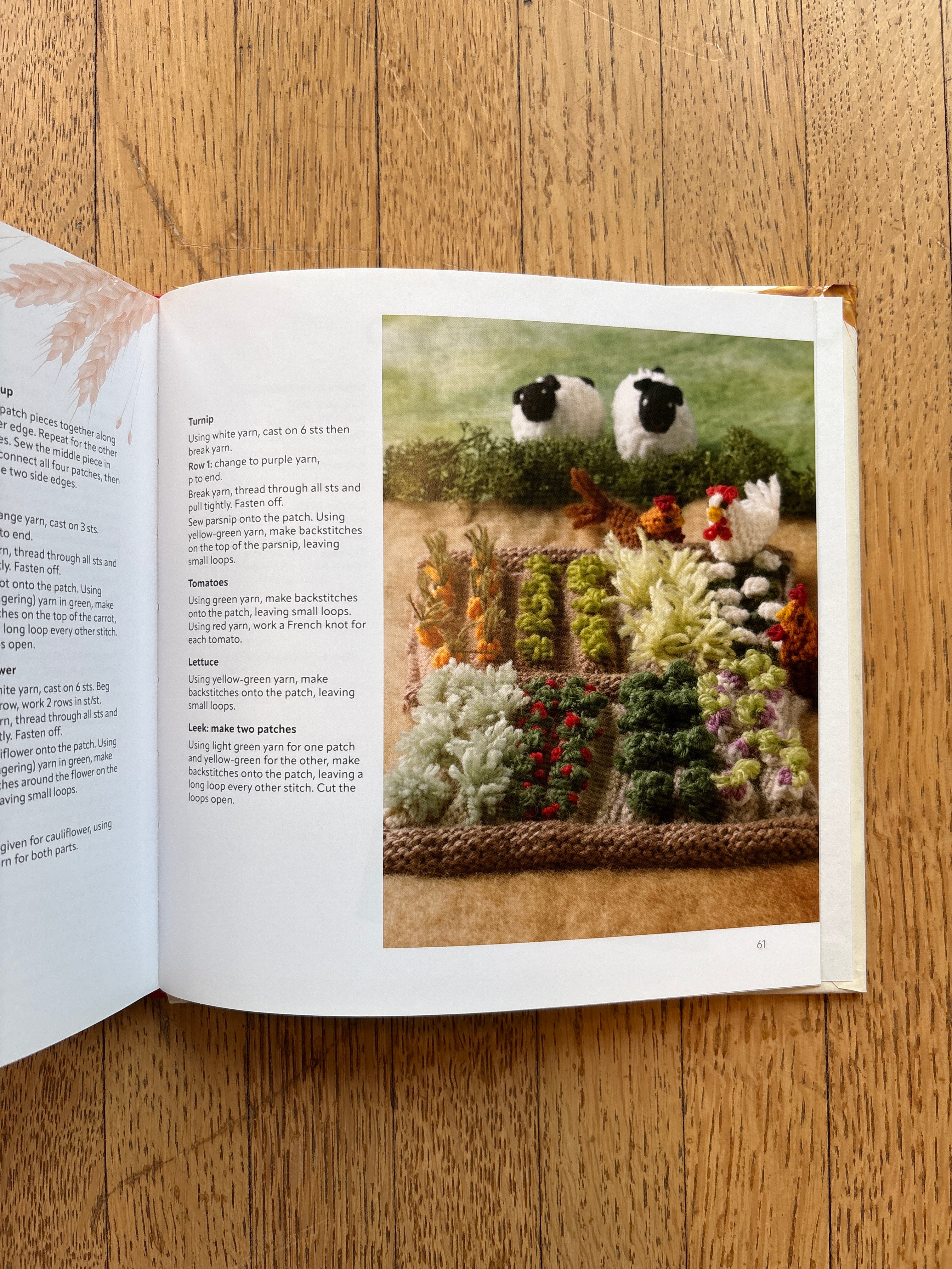 Knit a Mini Farmyard