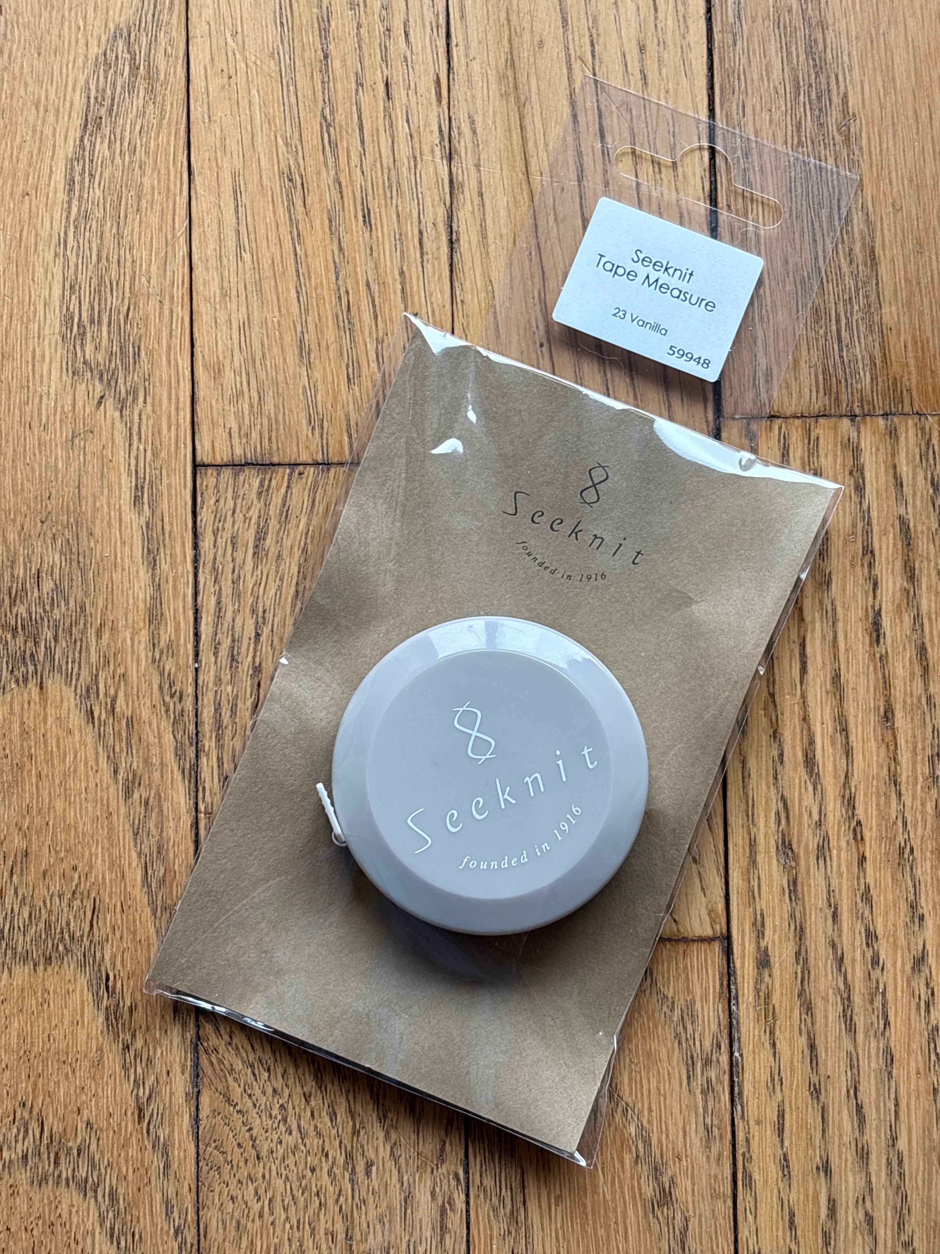 Seeknit Tape Measure